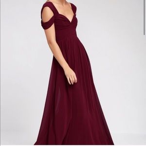 NWT Lulu’s burgundy dress